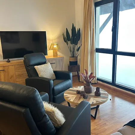 Апартаменти Eira Loft, Calm And Luxury Views In