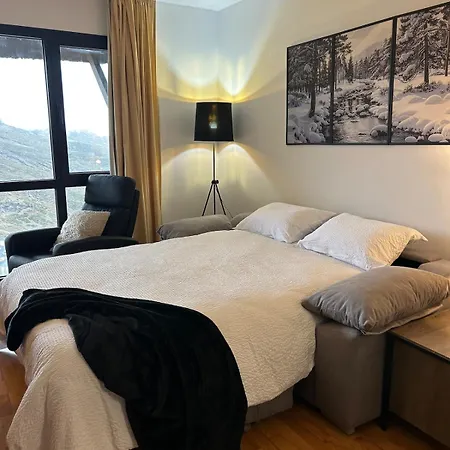 Апартаменти Eira Loft, Calm And Luxury Views In